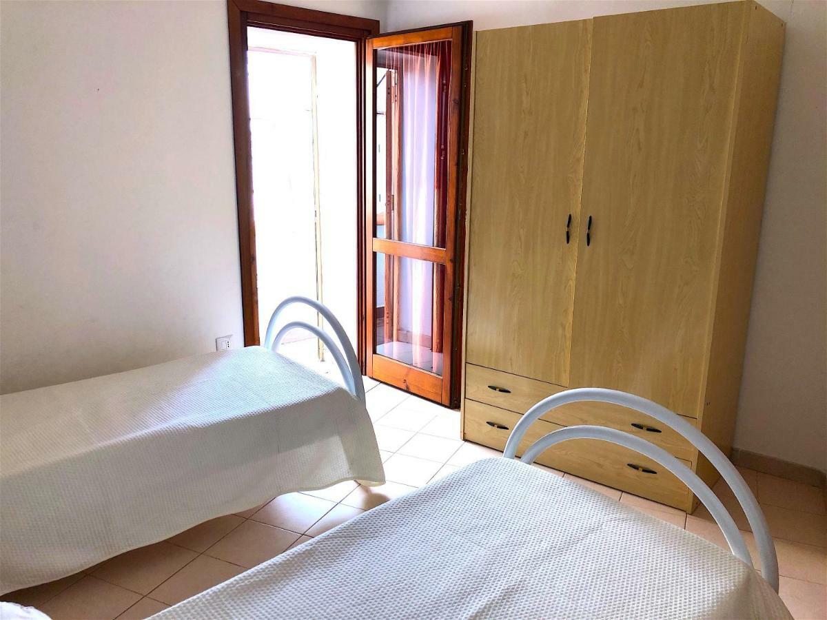 Apartment Romina Tergu Esterno foto